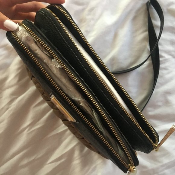 Juicy Couture Bag - Picture 3 of 3